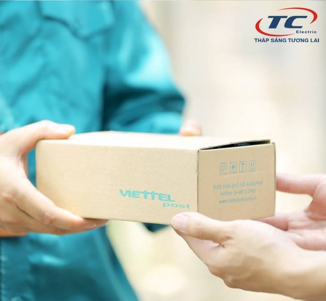 nhận hàng và thanh toán