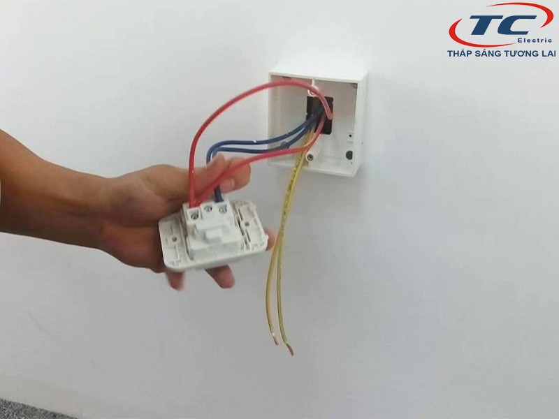 nguyên tắc khi đi dây điện âm tường